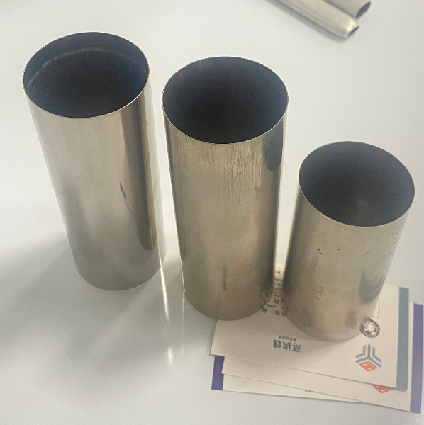 新能源拉伸件圆桶展示